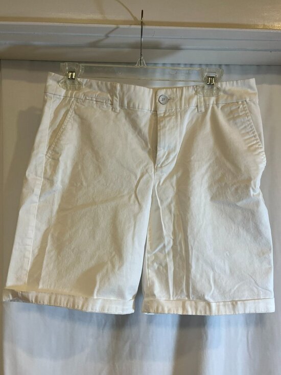 GAP Pants - Gap Boyfriend Roll-Up Khaki Shorts Size 2 Optic White – Classic Casual
